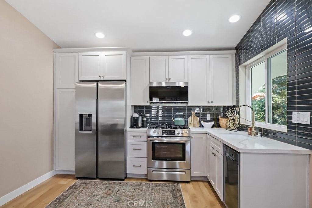 Redlands, California, 92373, United States, 6 Bedrooms Bedrooms, ,5 BathroomsBathrooms,Residential,Active,2025636