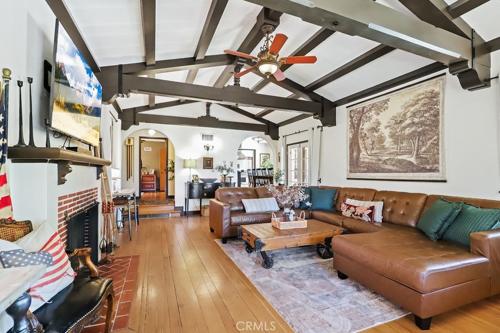 Redlands, California, 92373, United States, 6 Bedrooms Bedrooms, ,5 BathroomsBathrooms,Residential,Active,2025636