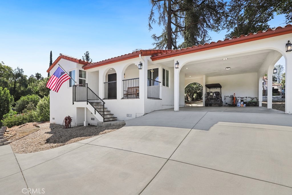 Redlands, California, 92373, United States, 6 Bedrooms Bedrooms, ,5 BathroomsBathrooms,Residential,Active,2025636