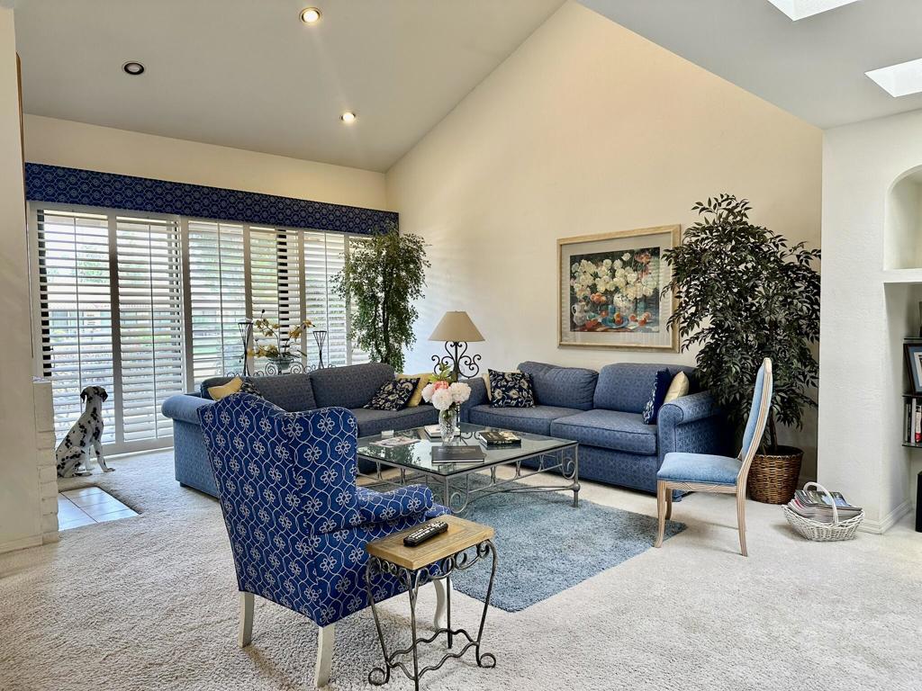 278 San Vicente Circle