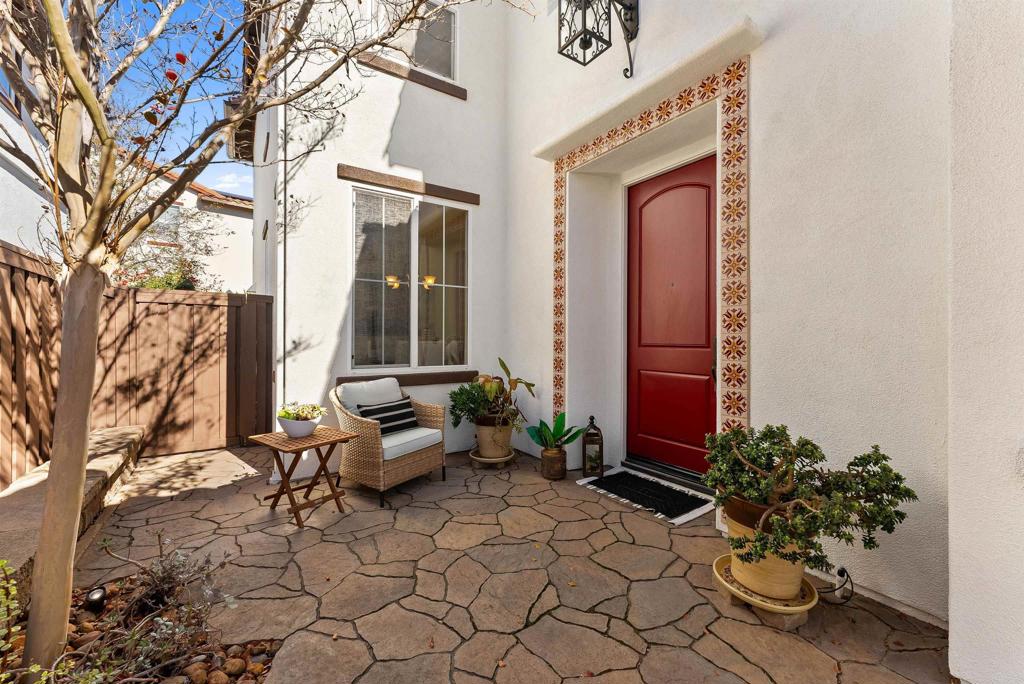 885 Chandelier Court