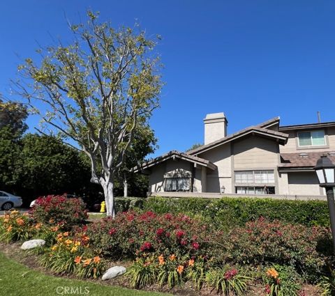 Photo of 15 Starshine, Irvine, CA 92603 (MLS # OC26102611)