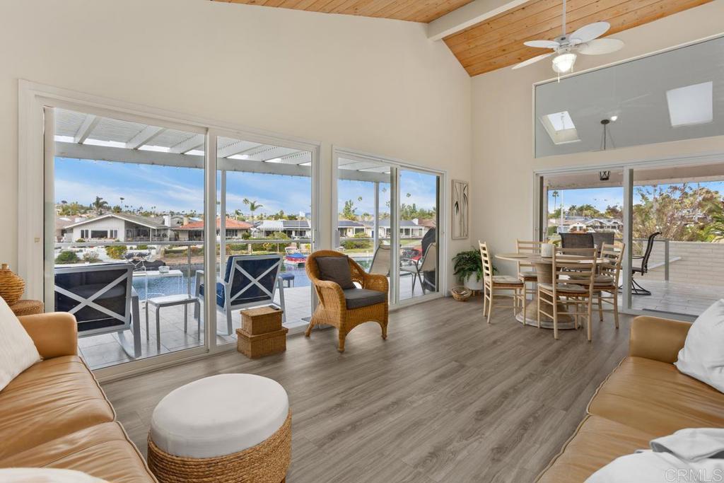 1404 La Plaza Drive