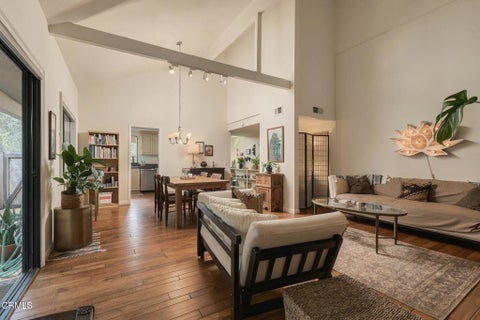 Photo of 1008 Creekside Way #D, Ojai, CA 93023 (MLS # V1-39535)