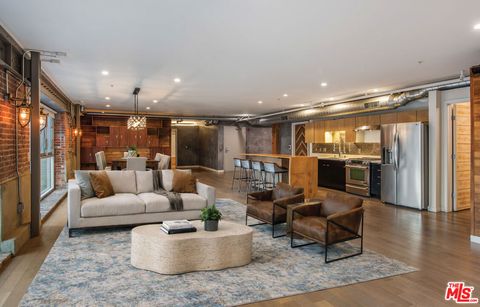 527 Molino Street 202 Los Angeles CA 90013