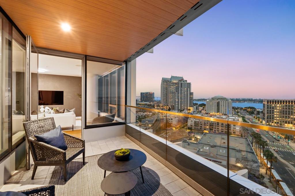 888 W E St 1603