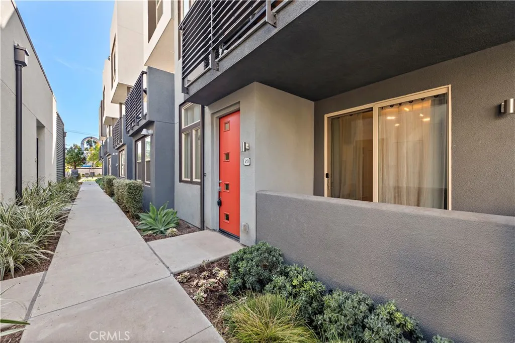 Irvine, California 92614, United States, 4 Bedrooms Bedrooms, ,4 BathroomsBathrooms,Residential,Active,201785