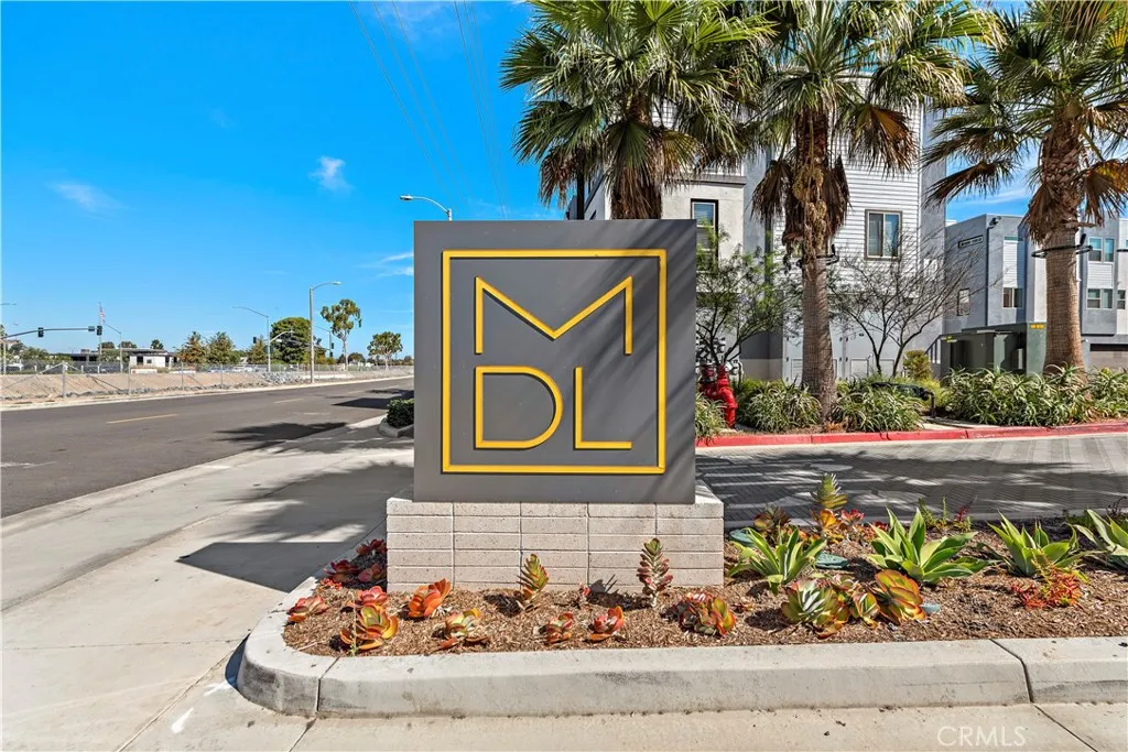 Irvine, California 92614, United States, 4 Bedrooms Bedrooms, ,4 BathroomsBathrooms,Residential,Active,201785