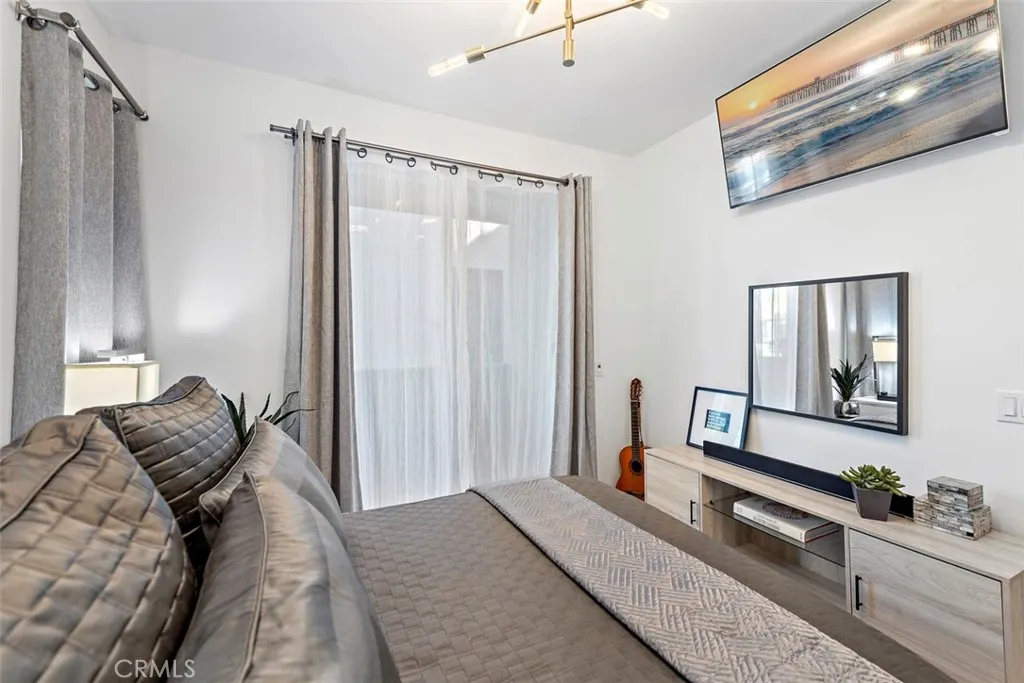 Irvine, California 92614, United States, 4 Bedrooms Bedrooms, ,4 BathroomsBathrooms,Residential,Active,201785