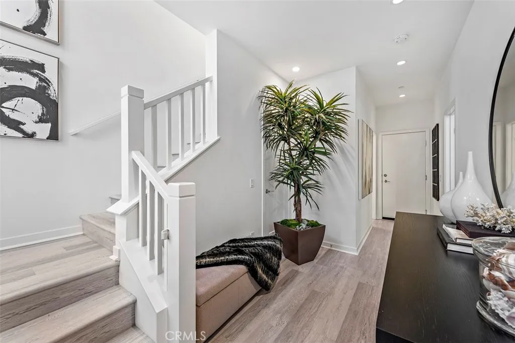 Irvine, California 92614, United States, 4 Bedrooms Bedrooms, ,4 BathroomsBathrooms,Residential,Active,201785