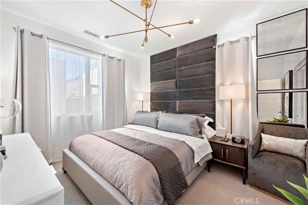 Irvine, California 92614, United States, 4 Bedrooms Bedrooms, ,4 BathroomsBathrooms,Residential,Active,201785