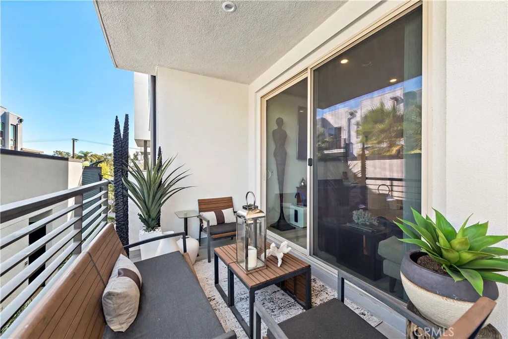 Irvine, California 92614, United States, 4 Bedrooms Bedrooms, ,4 BathroomsBathrooms,Residential,Active,201785