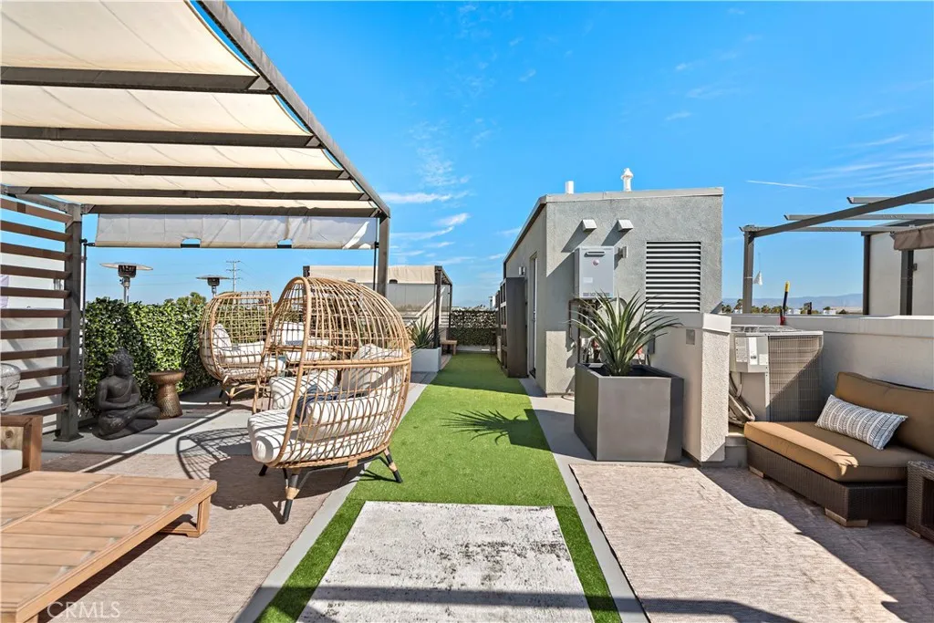 Irvine, California 92614, United States, 4 Bedrooms Bedrooms, ,4 BathroomsBathrooms,Residential,Active,201785