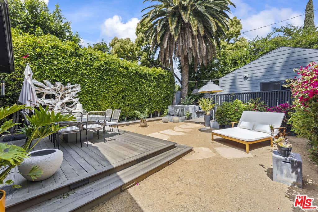 Photo of 7733 Lexington Avenue, West Hollywood, CA 90046 (MLS # 26673087)