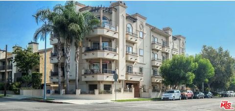 Photo of 11578 Iowa Avenue #202, Los Angeles, CA 90025 (MLS # 25574929) Photo of 11578 Iowa Avenue #202, Los Angeles, CA 90025 (MLS # 25574929)
