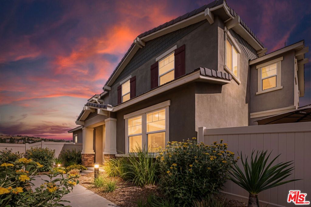 Photo of 17105 Zion Drive, Canyon Country, CA 91387 (MLS # 26672579)