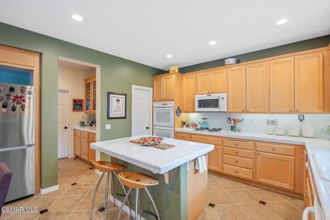 Tiny photo for 4259 Via Rio, Thousand Oaks, CA 91320 (MLS # 226005040)