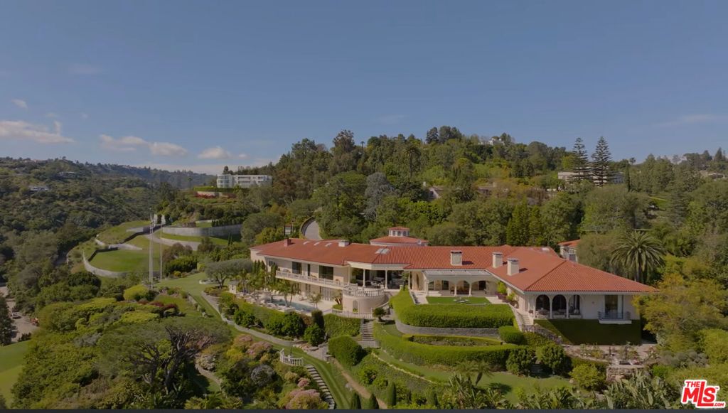 Photo of 729 Bel Air Road, Los Angeles, CA 90077 (MLS # 25497825)