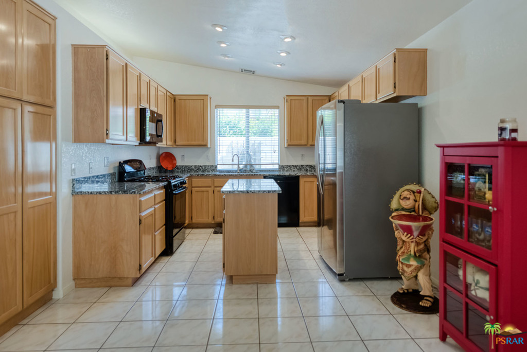 Mission Lakes - Residential