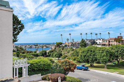 Photo of 414 .5 Carnation Avenue #Upper, Corona Del Mar, CA 92625 (MLS # LG26052034)