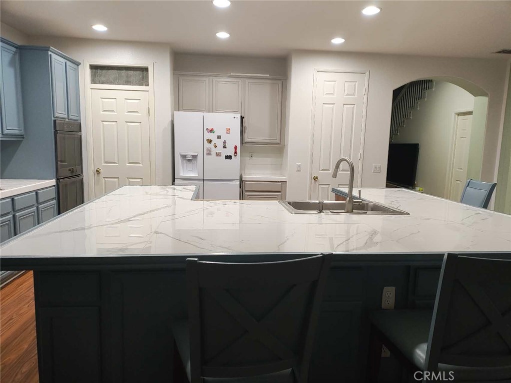 8564 Mill Pond