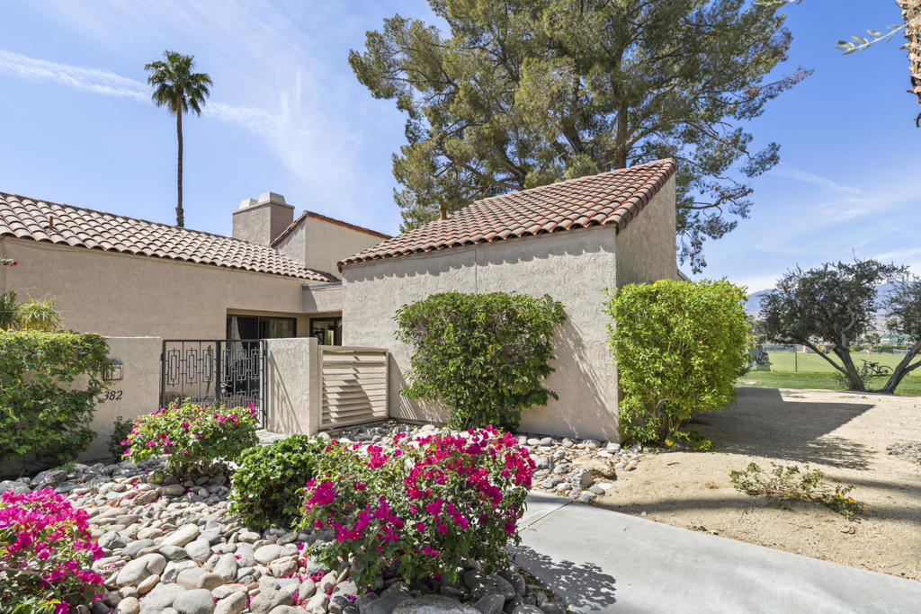 382 Wimbledon Drive