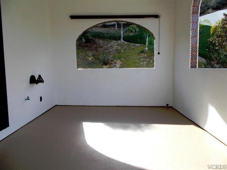 Ventu Park-124 - 124 - Residential Lease