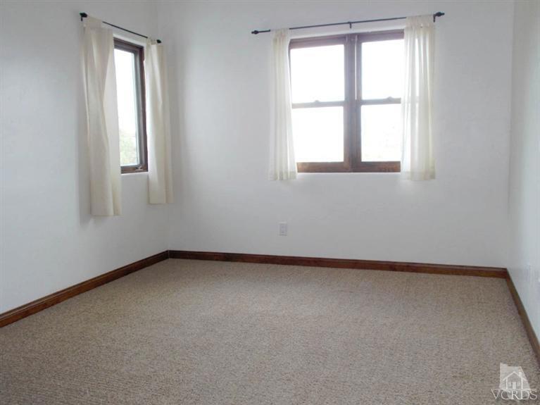 Ventu Park-124 - 124 - Residential Lease