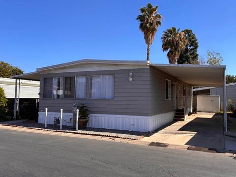 Photo of 2700 E Valley Parkway #272, Escondido, CA 92027 (MLS # NDP2602334)