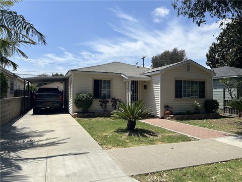 2085 Fashion Avenue Long Beach CA 90810