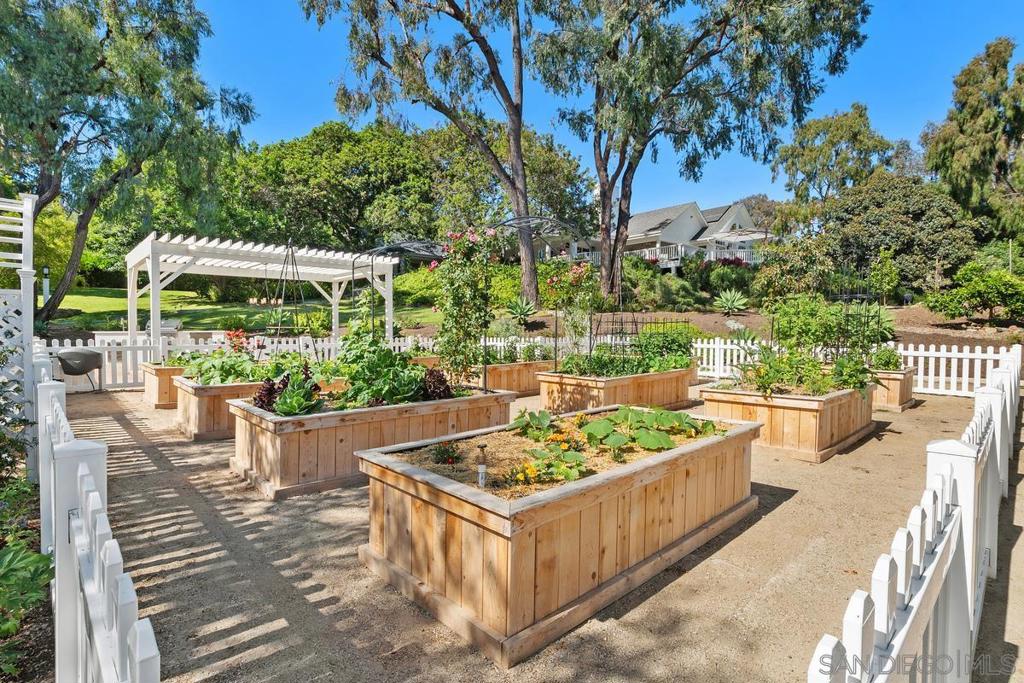 Del Mar - Residential