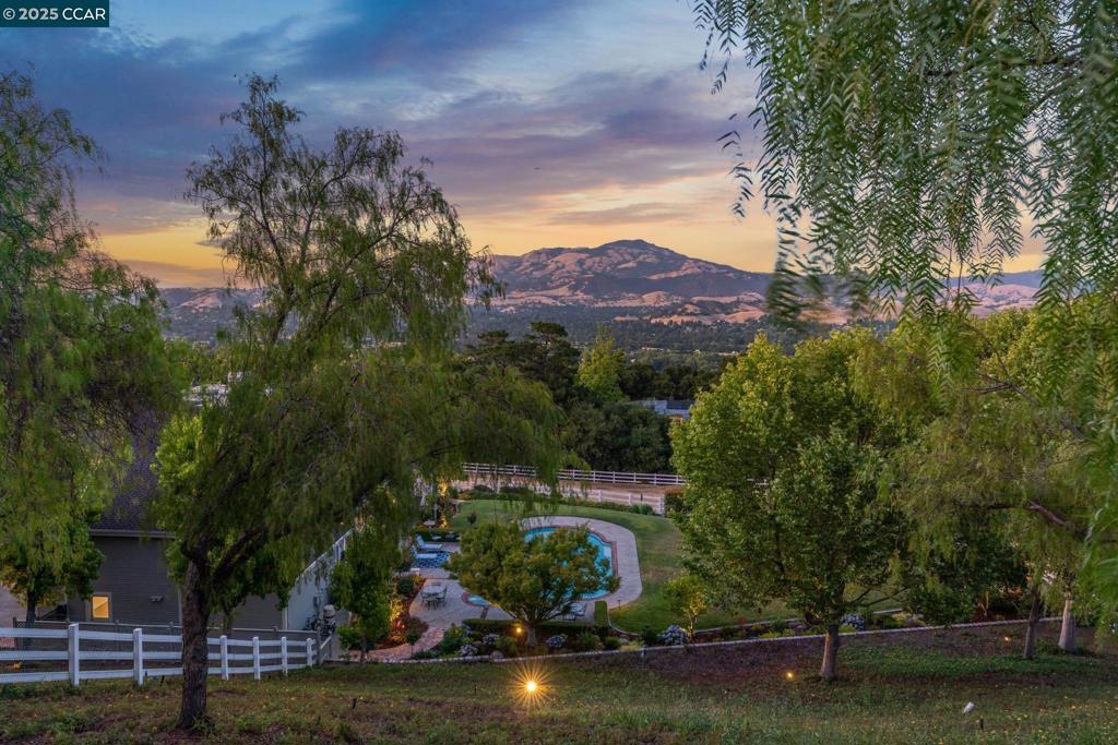 WESTSIDE DANVILL - Residential