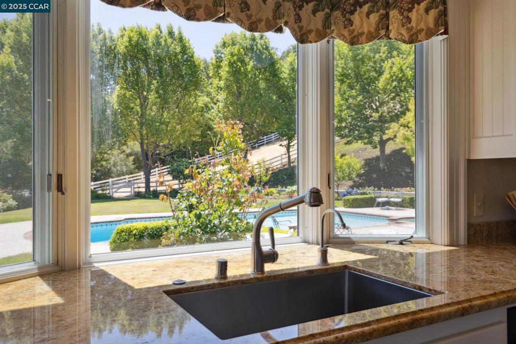 WESTSIDE DANVILL - Residential