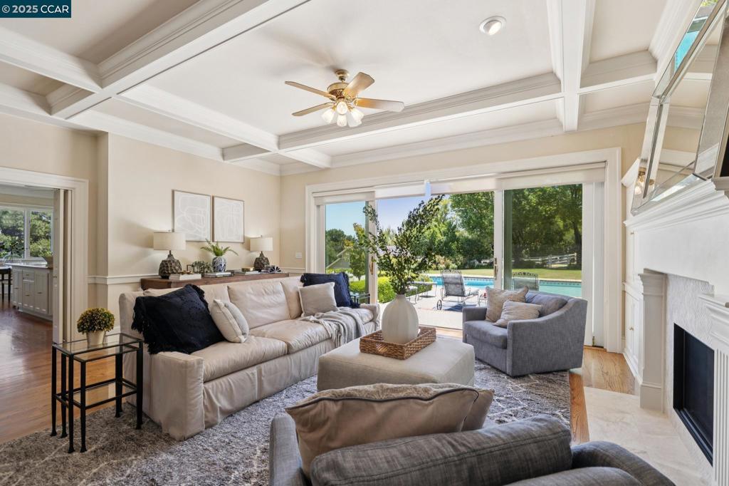 WESTSIDE DANVILL - Residential