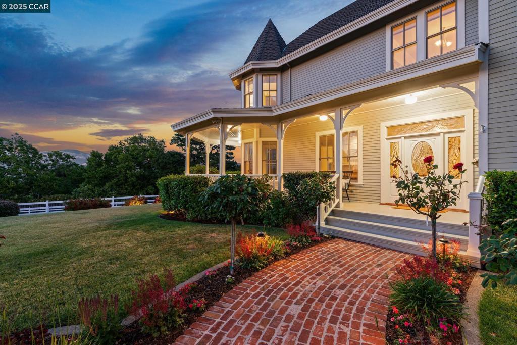 WESTSIDE DANVILL - Residential