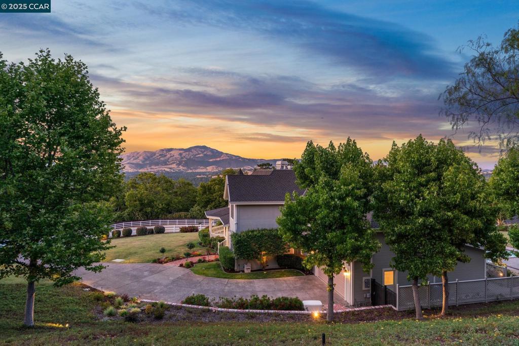 WESTSIDE DANVILL - Residential