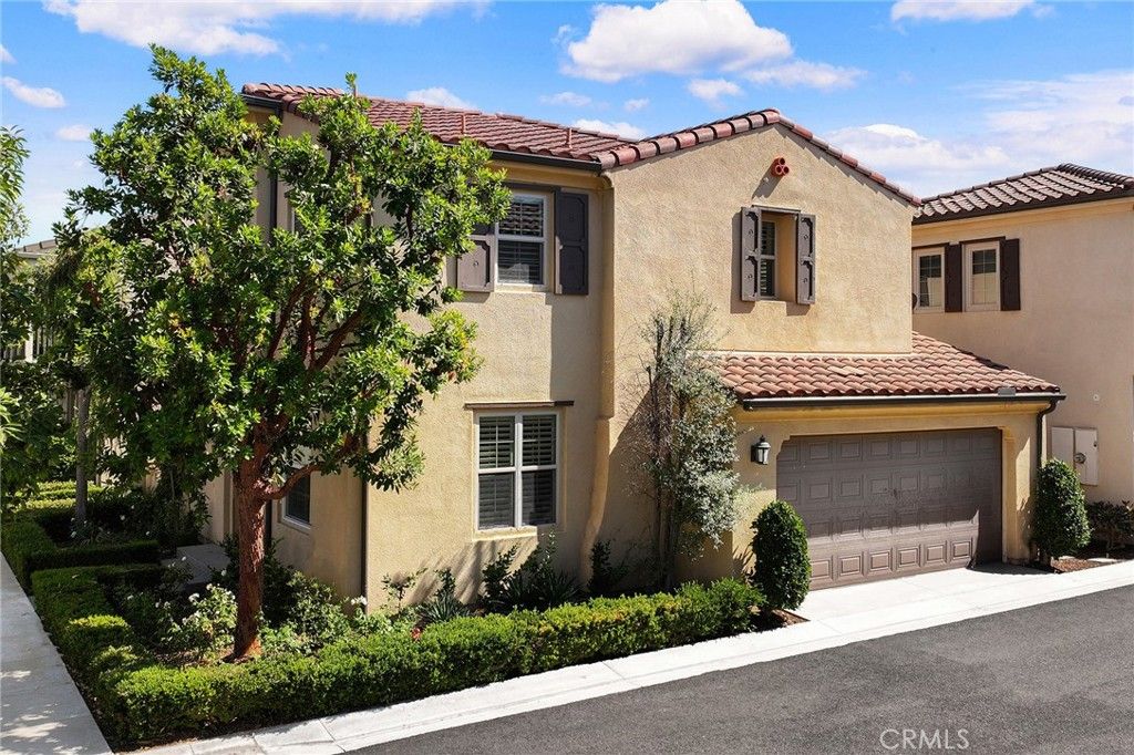Photo of 78 Keepsake, Irvine, CA 92618 (MLS # OC26054095)