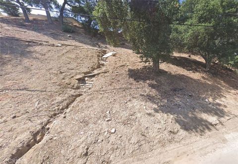 4459 Ensenada Woodland Hills CA 91364