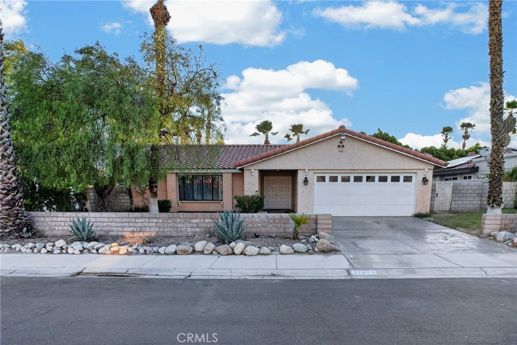 27055 Avenida Quintana