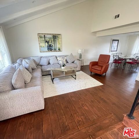 Photo of 11158 Newcastle Avenue, Granada Hills, CA 91344 (MLS # 25629233)