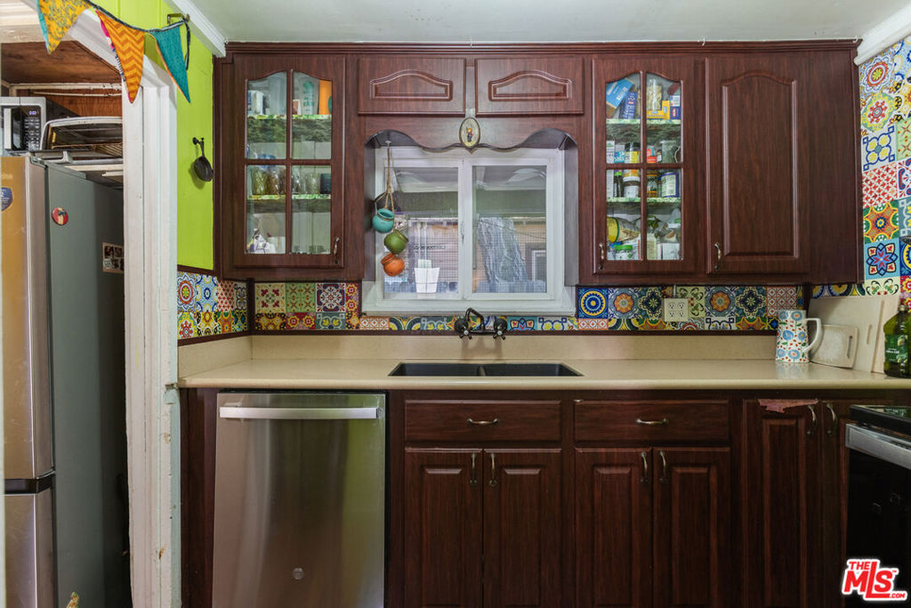 12205 Spring Trail