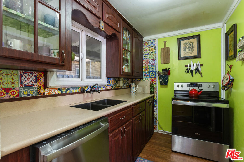 12205 Spring Trail