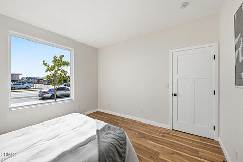 Tiny photo for 1131 W 2nd Street, Oxnard, CA 93030 (MLS # V1-34410)
