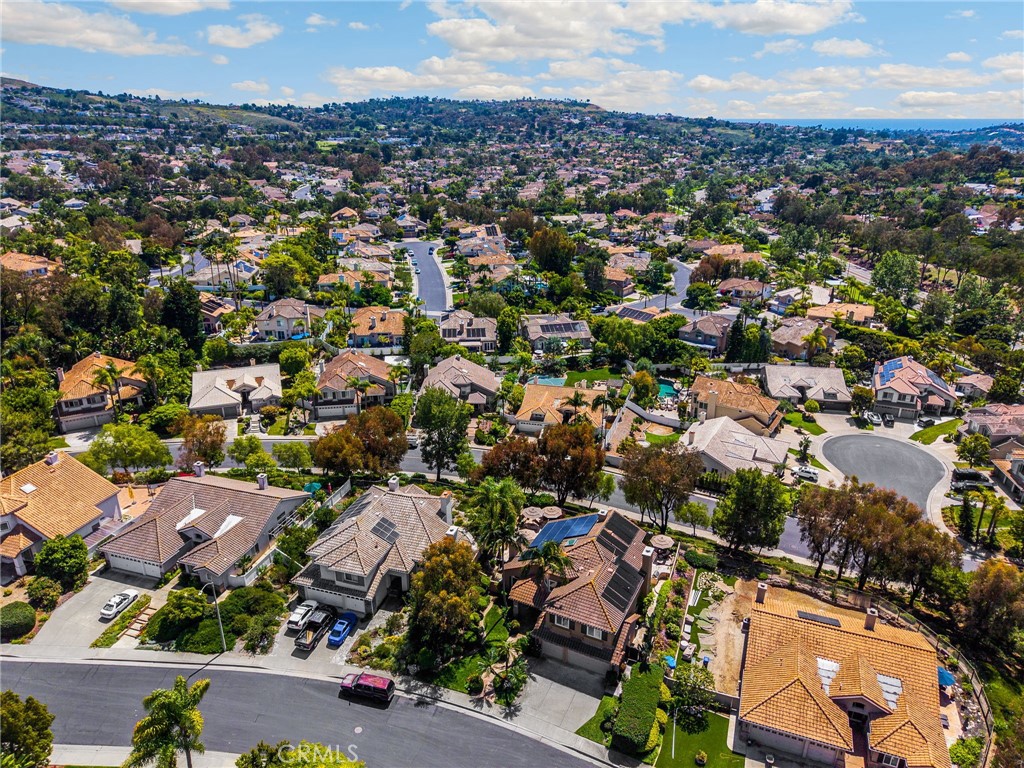 San Clemente, California, 92673, United States, 4 Bedrooms Bedrooms, ,3 BathroomsBathrooms,Residential,Active,2038942
