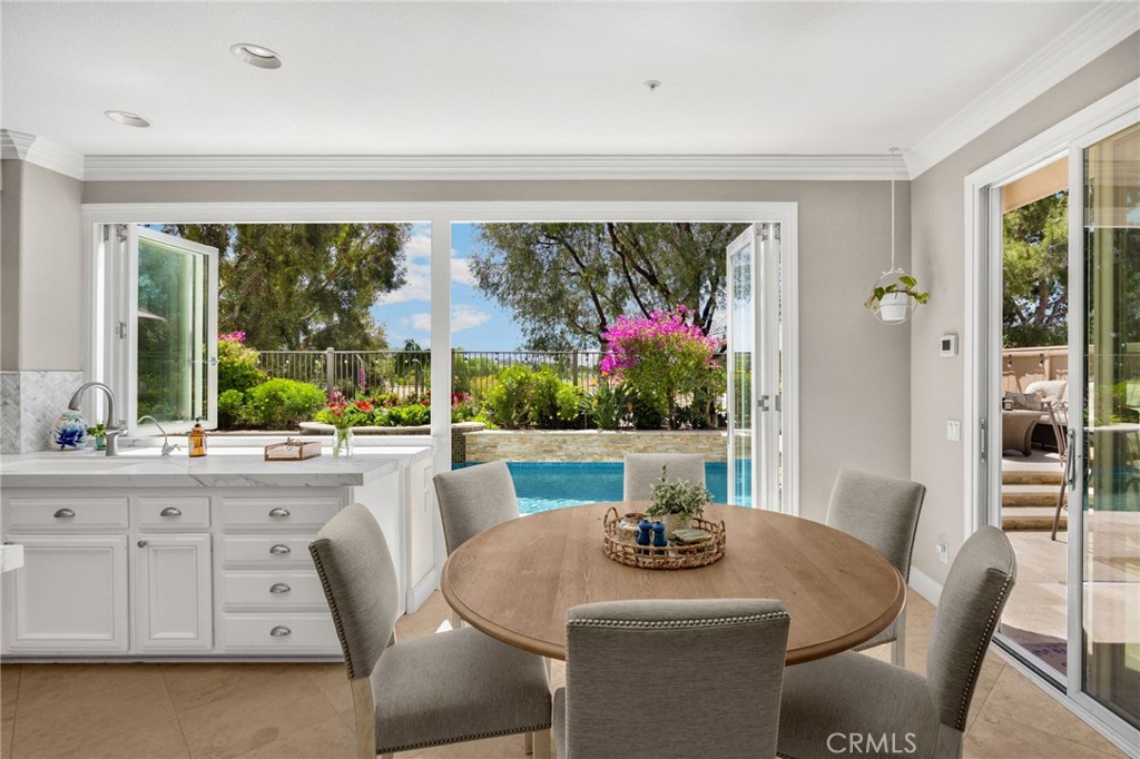 San Clemente, California, 92673, United States, 4 Bedrooms Bedrooms, ,3 BathroomsBathrooms,Residential,Active,2038942