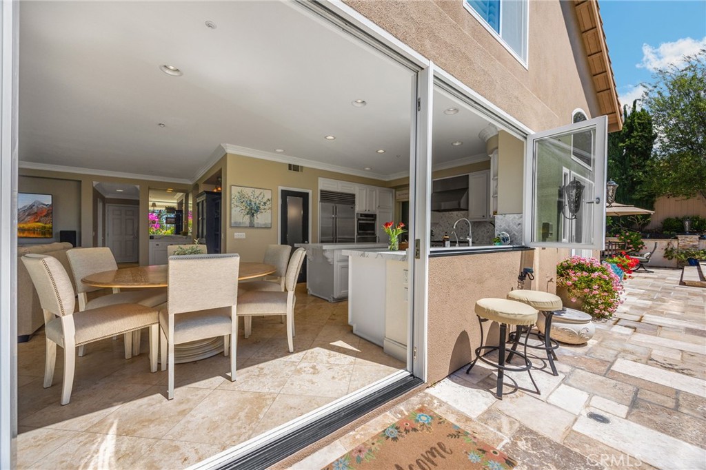 San Clemente, California, 92673, United States, 4 Bedrooms Bedrooms, ,3 BathroomsBathrooms,Residential,Active,2038942