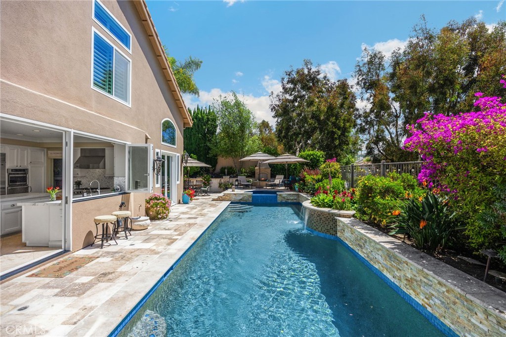 San Clemente, California, 92673, United States, 4 Bedrooms Bedrooms, ,3 BathroomsBathrooms,Residential,Active,2038942