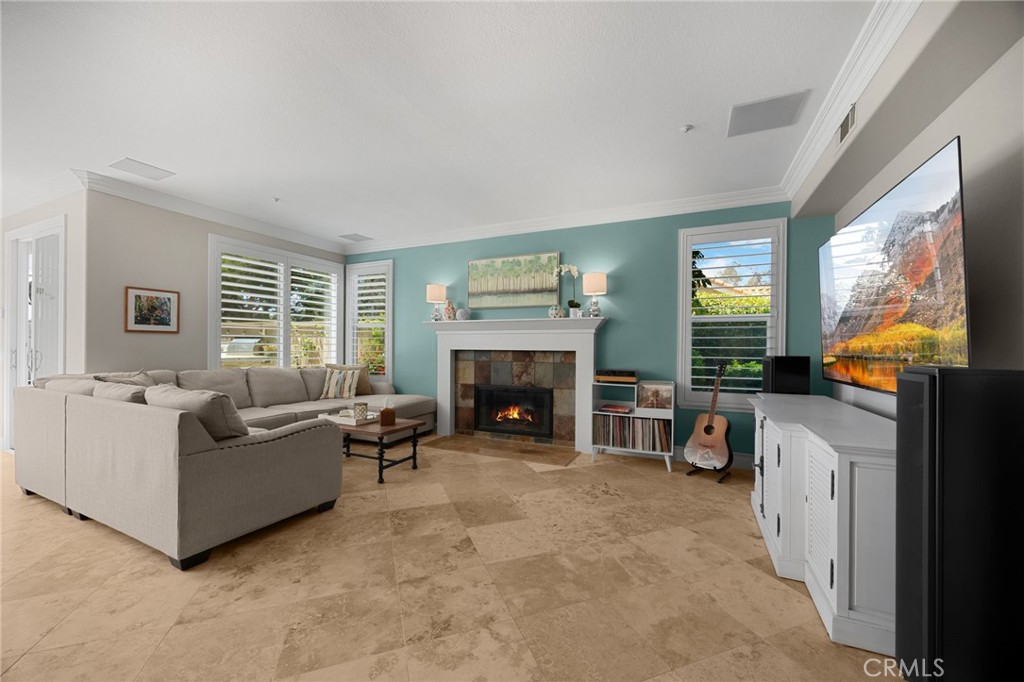 San Clemente, California, 92673, United States, 4 Bedrooms Bedrooms, ,3 BathroomsBathrooms,Residential,Active,2038942