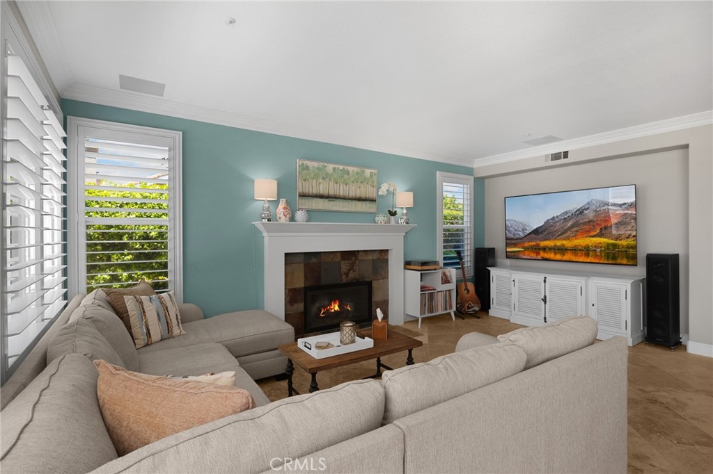 San Clemente, California, 92673, United States, 4 Bedrooms Bedrooms, ,3 BathroomsBathrooms,Residential,Active,2038942