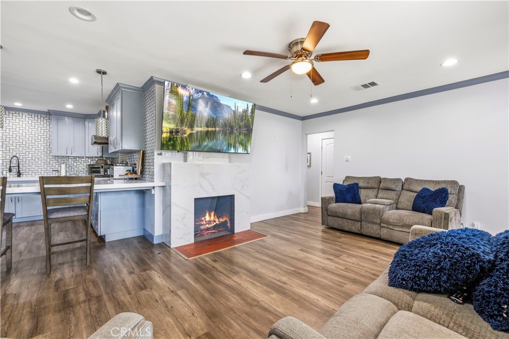 14143 Terra Bella
